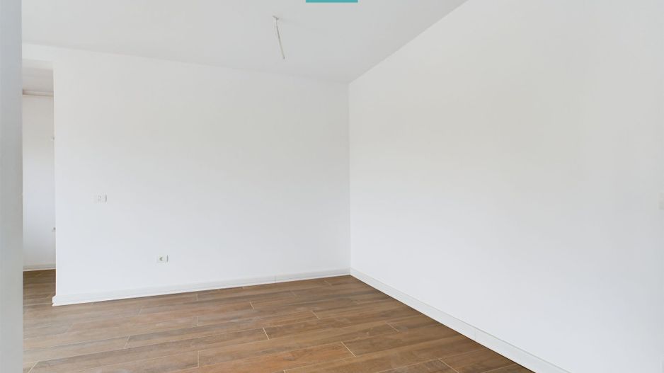 Apartament 1 cameră și dormitor separat, Torontal - Poză 6