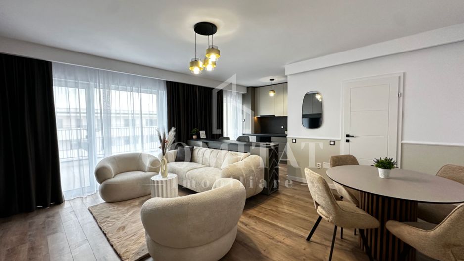 Penthouse spectaculos | 3 camere | La cheie | Eroilor - Poză 1