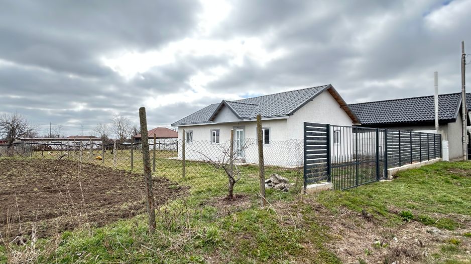 Casa din BCA c-tie 2025 – Pecineaga – apa/canalizare/curent - Poză 15