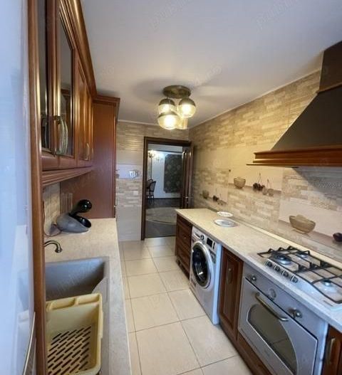 De inchiriat apartament 3 camere, Piata Alba Iulia sect 3 - Poză 3