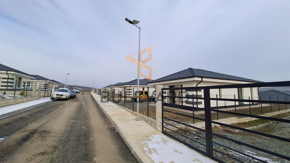 Casa individuala finisata in Corusu! - Poză 2