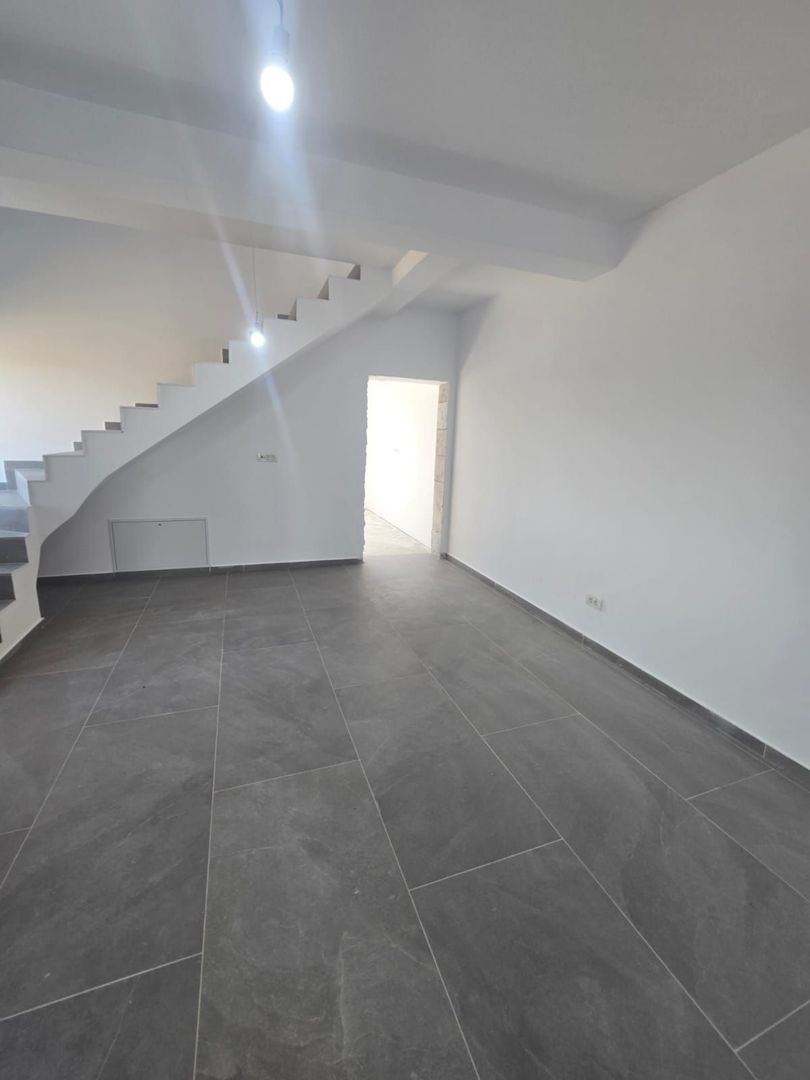 Duplex cu 4 camere, terasă și logie | Timișoara, Plopi | 172.000 € - Poză 5