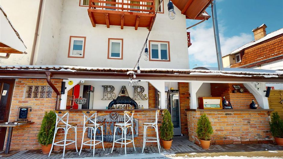 Resort cu perspectiva remarcabila in Centrul Istoric - Piata Unirii, Brasov - Poză 4