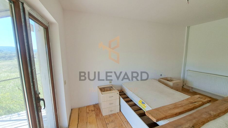 Casa cu teren de 4700 mp in Sat Zimbor, 45 km de Cluj-Napoca - Poză 10