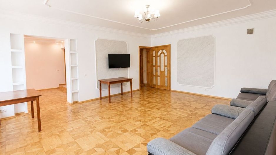 Cojușna - Casă 6 Dormitoare + Living | 259 m² | teren 10,81 ari | Spațiu generos pentru familie | 280.000 € - Poză 13