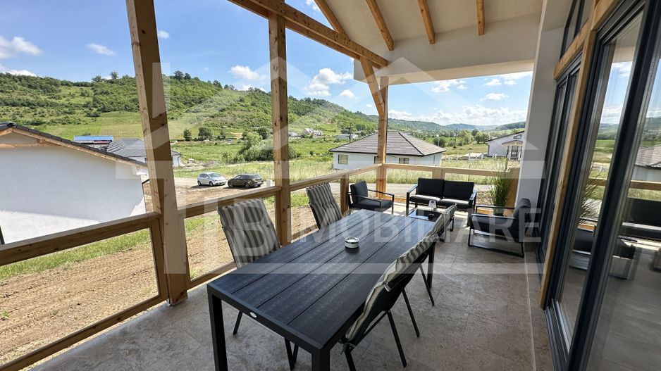 Casa individuala, 4 camere, 300mp, Zona Livezeni - Poză 23