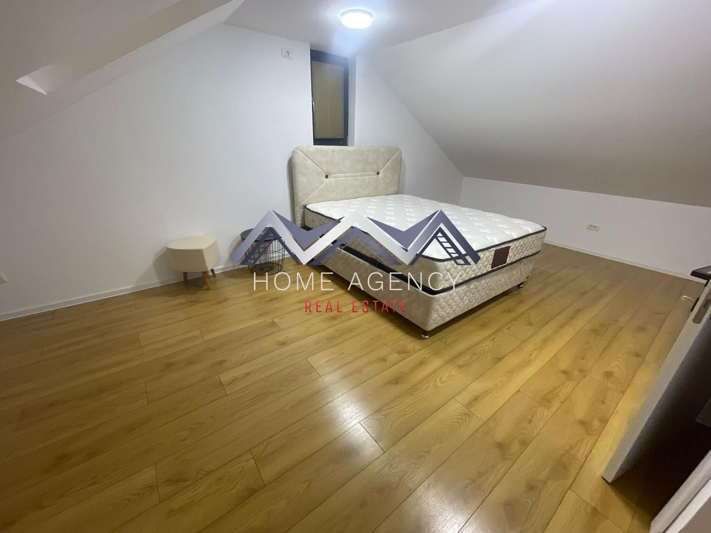 Casă P+1+M de vânzare în Otopeni–Tunari | Ansamblu nou, 3 dormitoare, mobilată - Poză 10