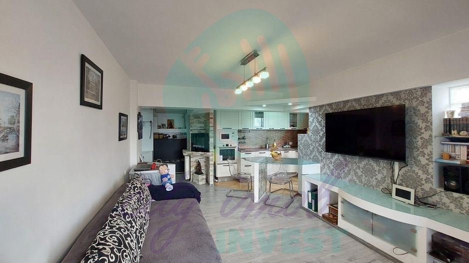 Apartament 2 camere, 67 mp, decomandat, versatil și luminos – Bulevardul Unirii - Poză 1