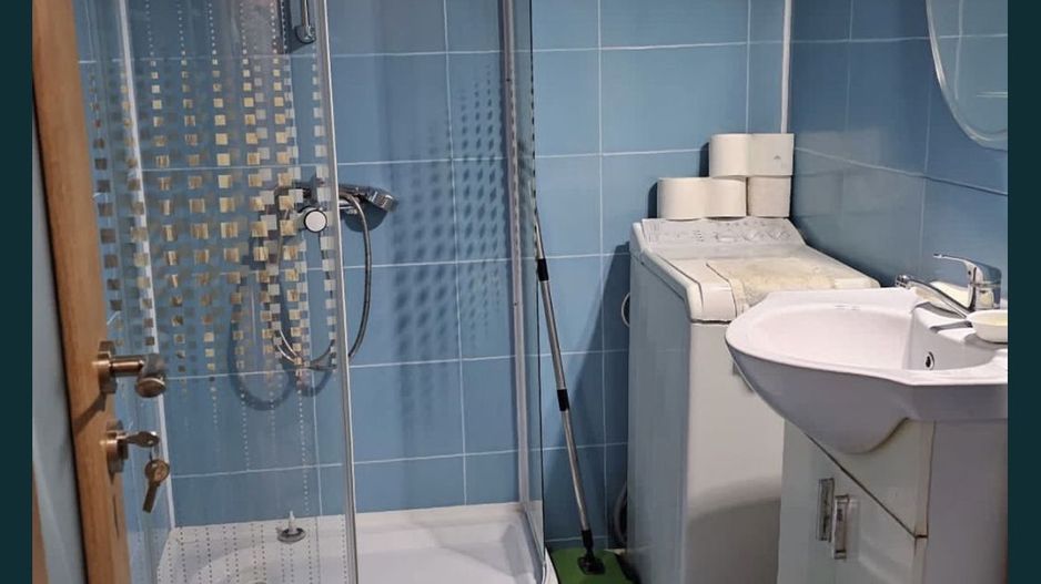 Vand garsoniera luminoasa in zona City Park Renovata, mobilata/utilata - Poză 6