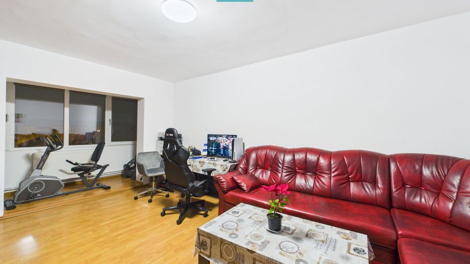 apartament 3 camere in zona Girocului - Poză 2