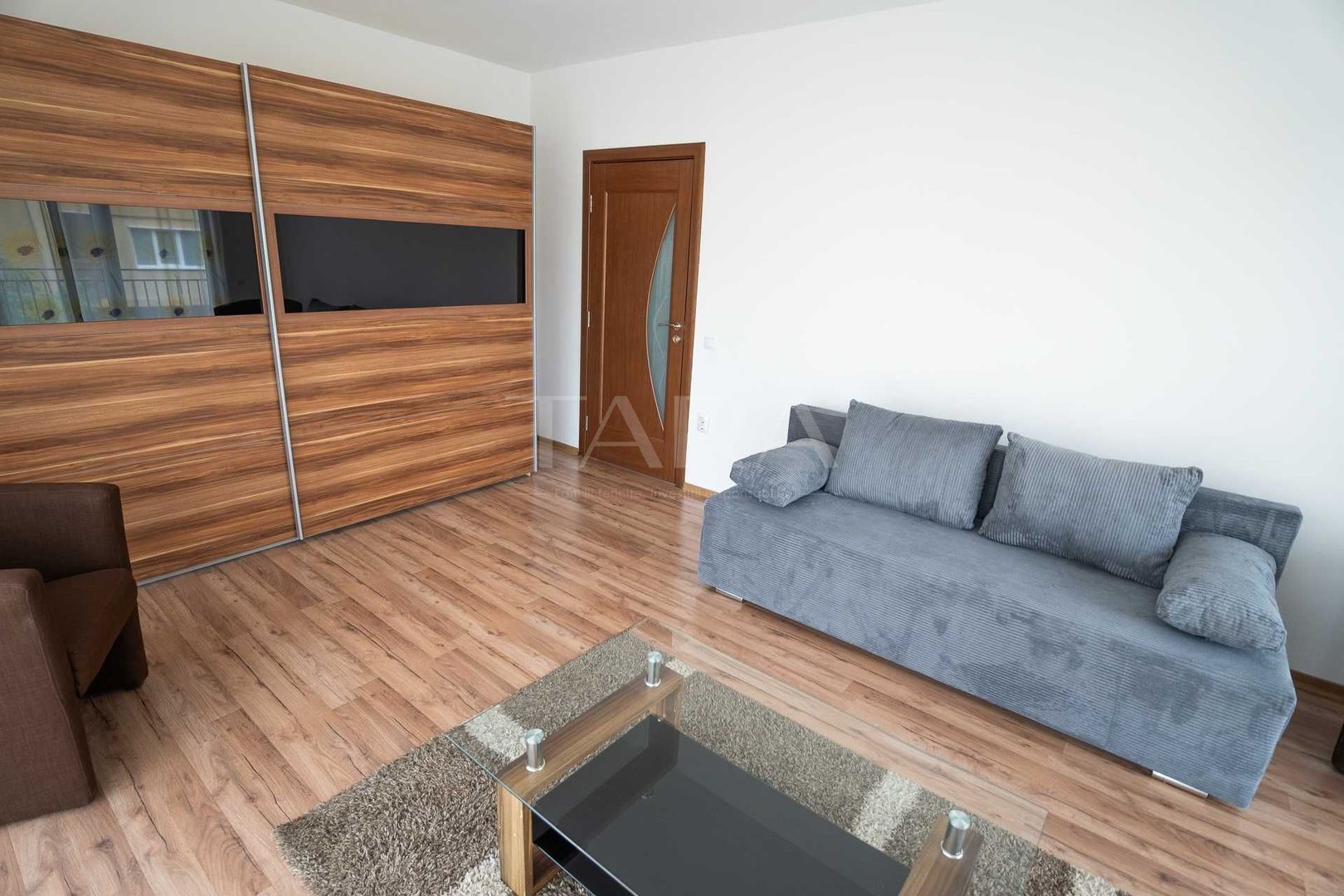 Apartament cu 2 camere și 2 terase în zona Eroilor. - Poză 3