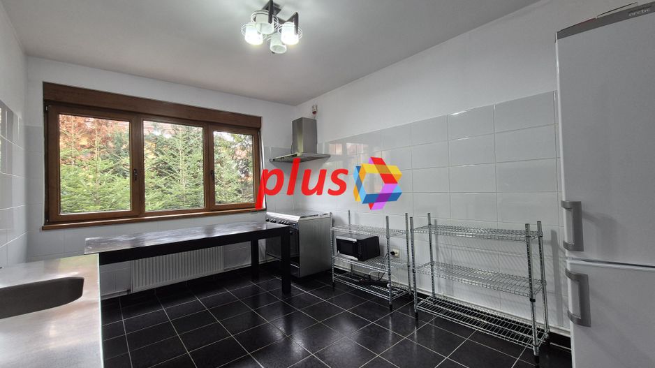 Casa 270mp zona centrala - Poză 3