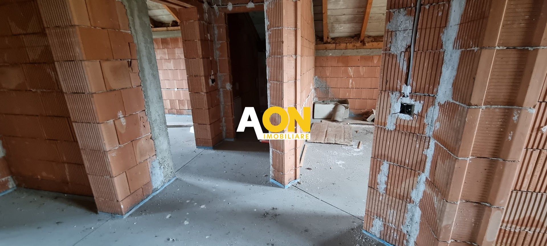 Casa individuala 4 Camere, 2 Bai, Zona Alba Micesti - Poză 4