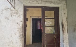 BRASADAS vinde casa cu teren 5 Ari zona Closca. - Poză 4