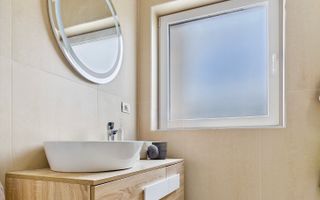 Casă patru camere în locație privilegiatǎ în Dumbrăvița - Poză 20