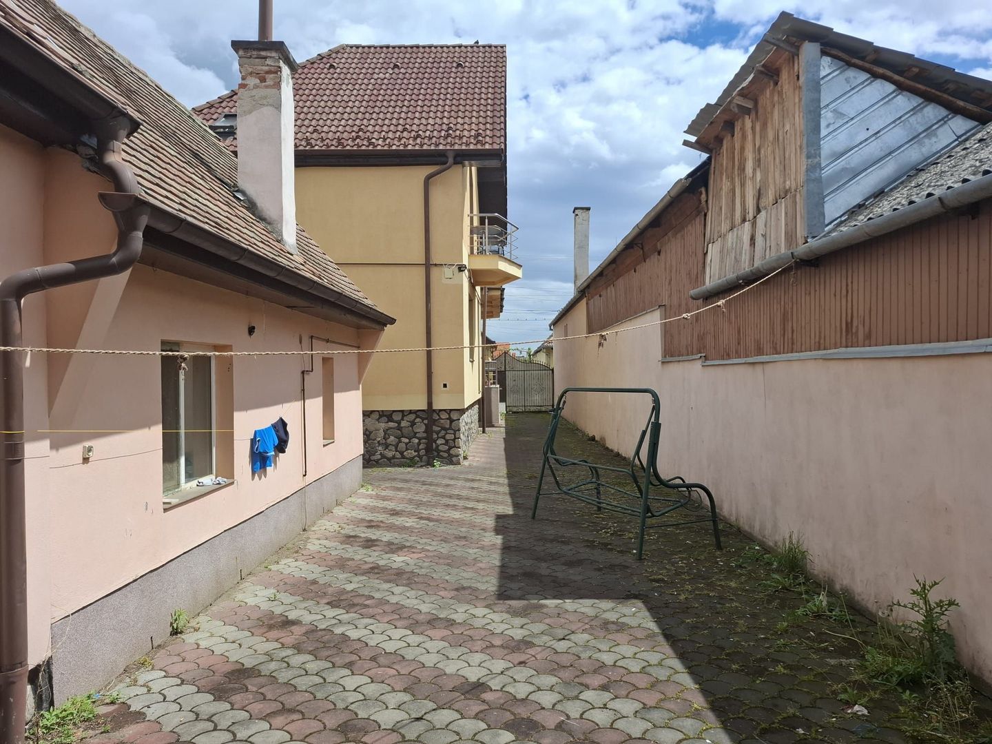 Casa - Pensiune-spatiu cazare muncitori, Turnisor - Sibiu - Poză 1
