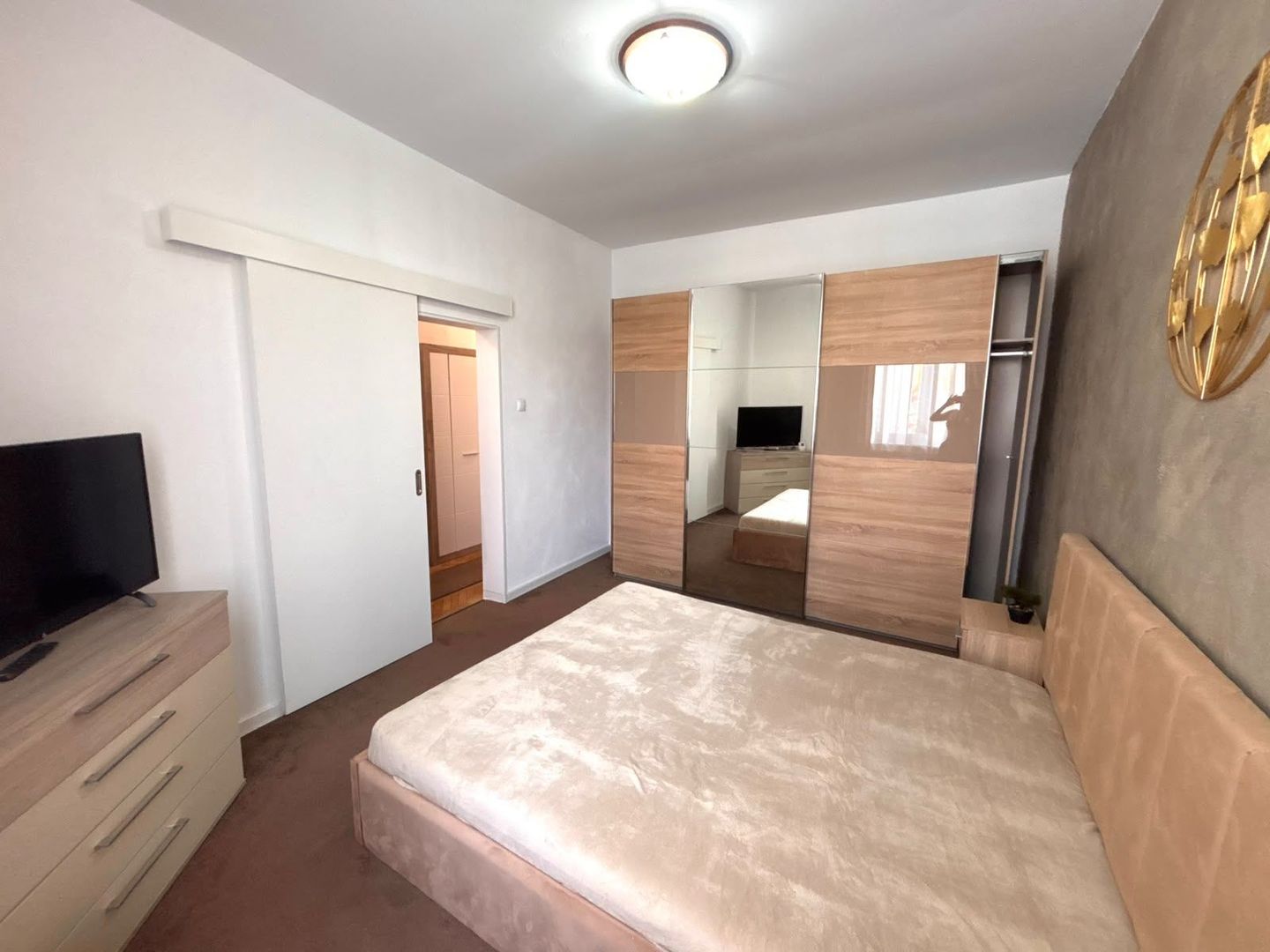 Apartament modern și elegant în zona Centrală - Poză 10