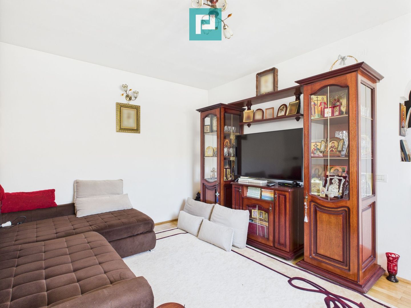 Casă cu 2 camere și teren de 1450 mp în Aradul Nou - Poză 6