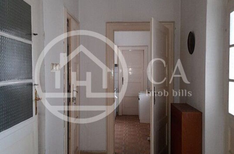 Apartament la casa cu 4 camere de vanzare zona ultracentrala Oradea - Poză 3