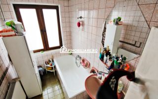 Central - Casa + Spatiu comercial stradal - Strada Predeal - Poză 3