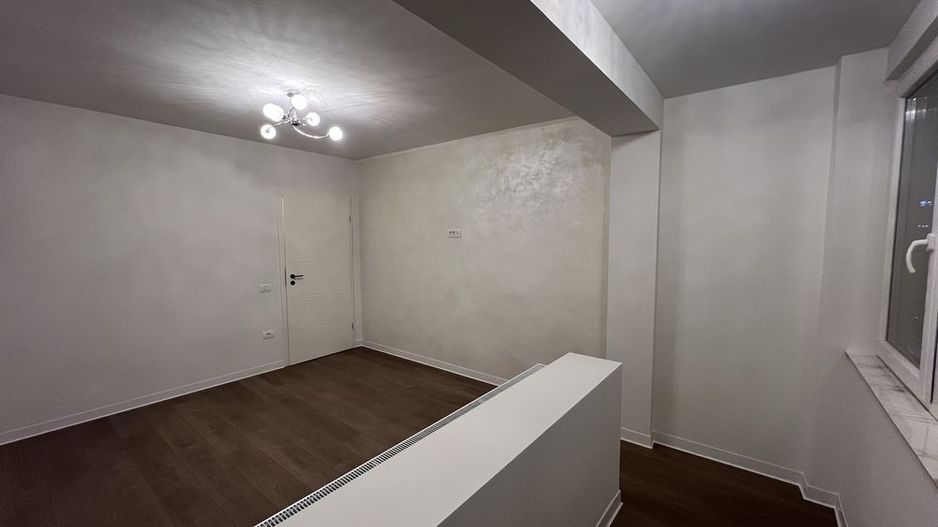 Apartament 2 camere, decomandat, lift, Iulius Mall, - Poză 2