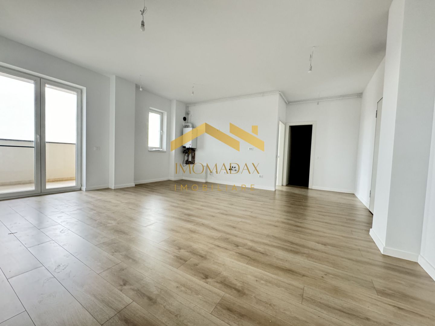 Apartament- 2 camere -1 loc de parcare - Poză 5