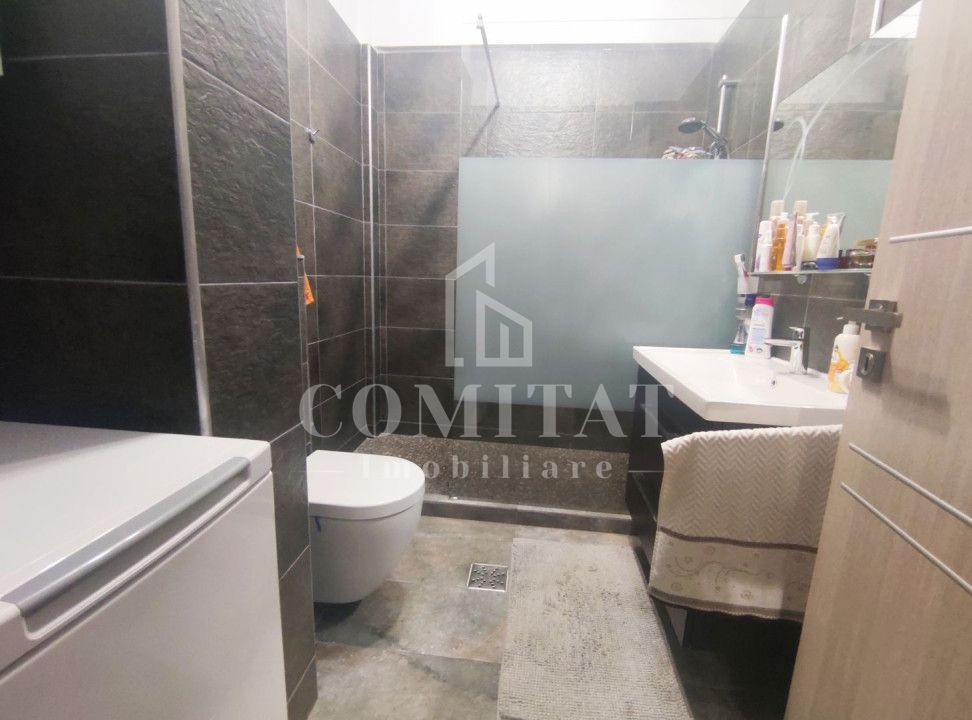 Apartament 2 camere/ Zona Sub Cetate/ Cu garaj - Poză 12