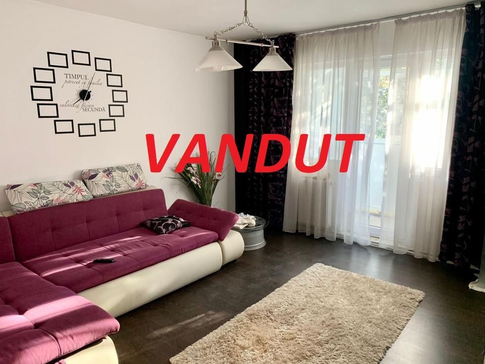 Vanzare Apartament 3 Camere EXERCITIU - Poză 1