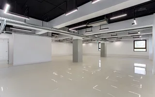 Spațiu modern de inchiriat destinat clinicilor sau companiilor - Poză 17