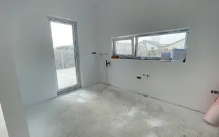 Duplex pe parter de vanzare in Bucovat - Poză 12