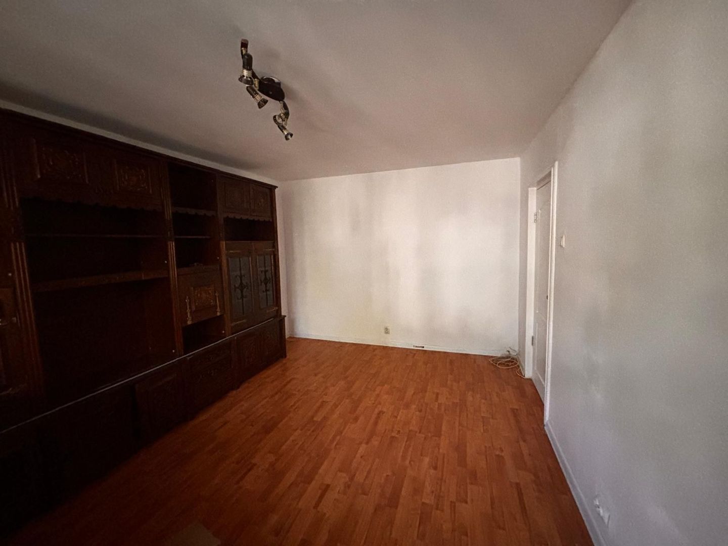 AP. 3 CAMERE - PIATA SUDULUI, MASINA DE SPALAT VASE, METROU, MODERN - Poză 6