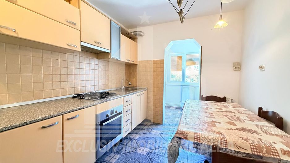 Apartament 2 camere decomandate | 50 mp | Etaj 1 | Cetate - Mercur - Poză 2
