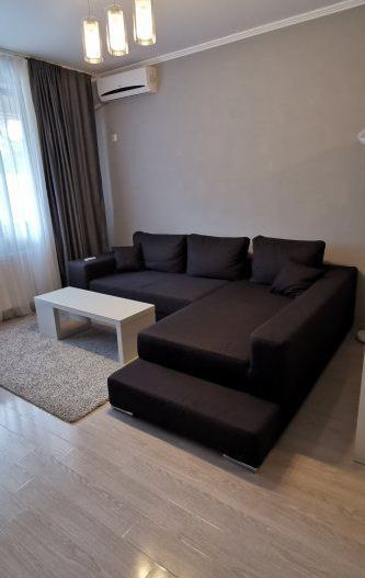 AP. 2 CAMERE 1 MAI, CURTE 21 MP, BLOC NOU, METROU 5 MINUTE, PARCARE - Poză 1