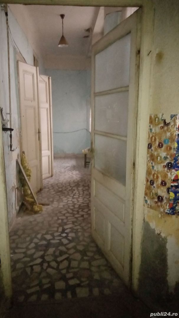 Ag BRASADAS vinde apt 3 cam PARTER ,curte comuna ,beci ,garaj - Poză 4