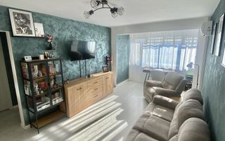 Apartament cu 2 camere, renovat și mobilat – Vedere panoramică - Poză 1
