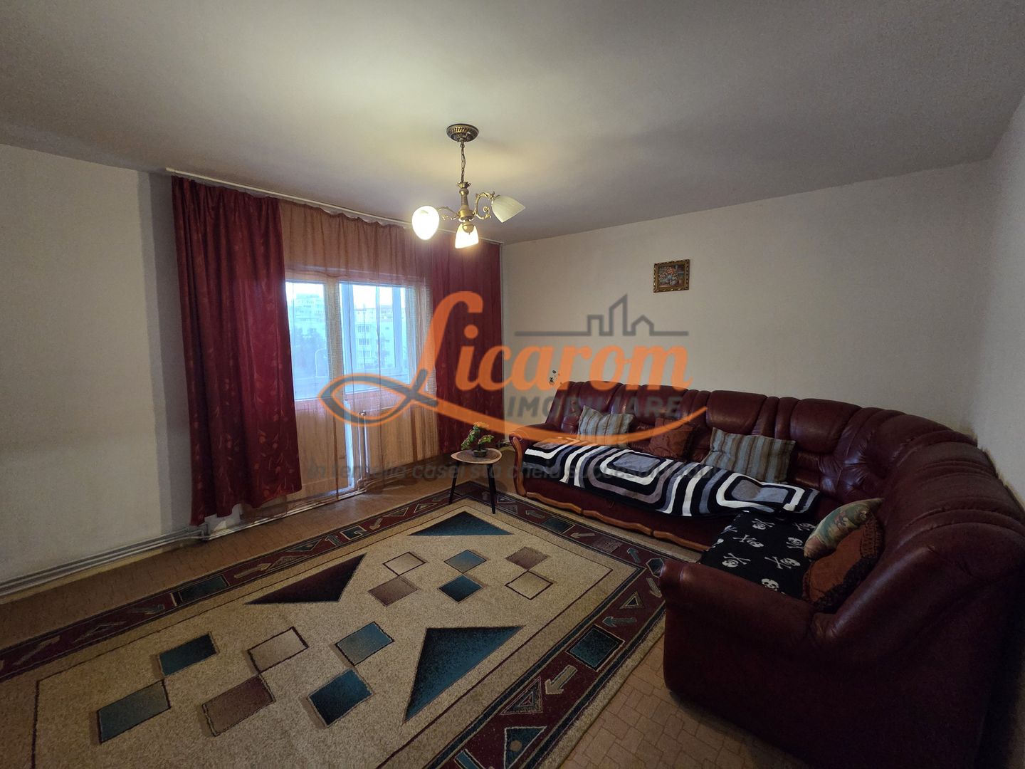 Apartament 3 camere Carpatilor aproape de Spitalul Judetean - Poză 3