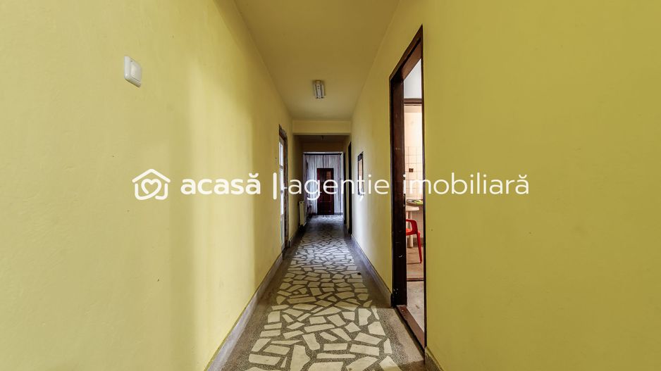 Clădire potrivită pentru proiecte educaționale sau de îngrijire - Poză 5