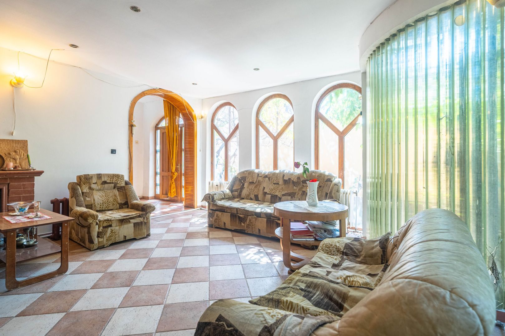 Casa 4 camere - Vlaicu - 126 mp utili - COMISION 0% - Poză 2