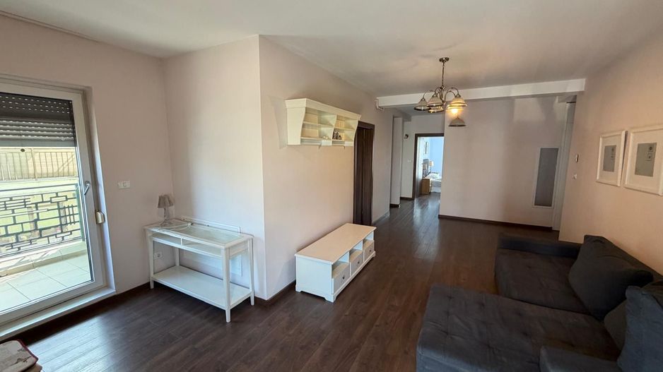 Apartament 3 camere linga Mega Image Dumbravita - Poză 3