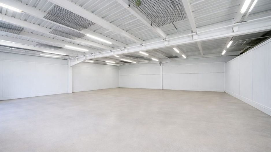 Showroom | Spatiu comercial premium, parter + etaj, multifunctional - Poză 10