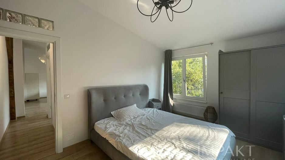 Apartament cu 3 camere de inchiriat in zona ultracentrala - Poză 9