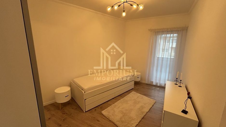 3 camere semidecomandate, Parcare, AC, Gruia, zona Garii - Poză 5