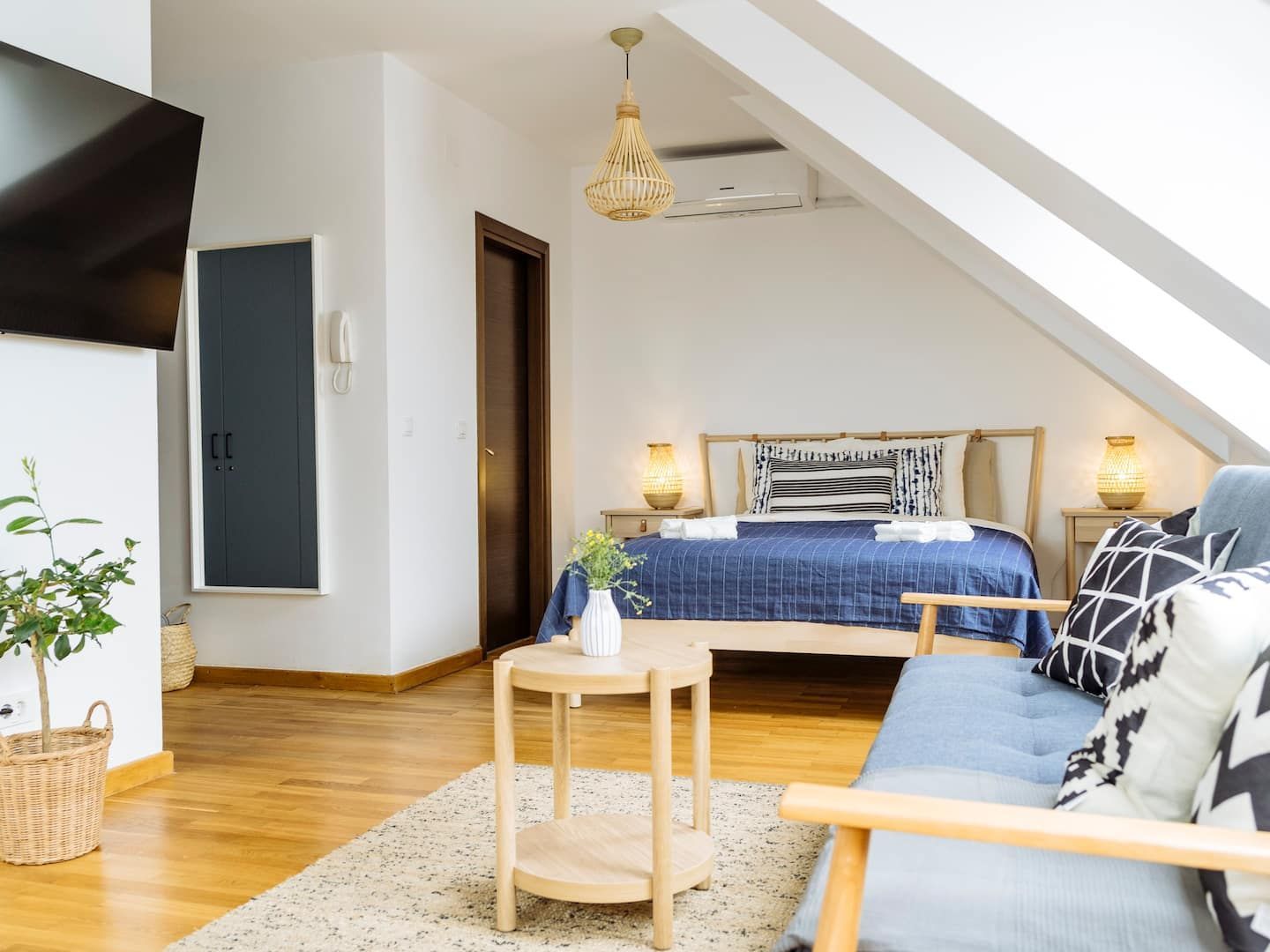 Garsoniera, Parc Carol - complex "Vivando" + loc parcare subsol inclus. - Poză 2