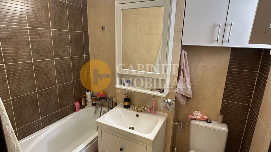 TUDOR VLADIMIRESCU - Iulius Mall - 2 camere decomandat - etaj 2 - boxa - Poză 6