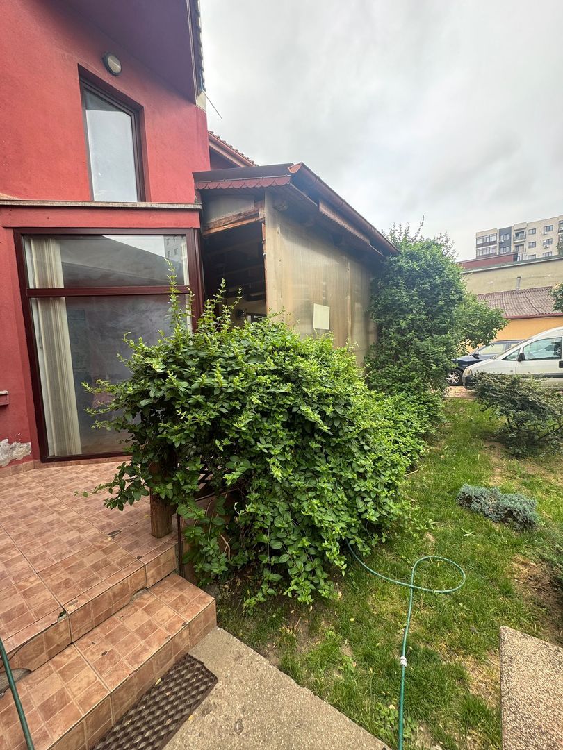 Casa de închiriat 7 camere Sector 4, ideal pentru clinica, gradinita - Poză 15