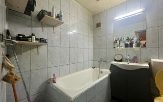 Apartament cu 3 camere decomandate in zona Primaverii - Poză 5