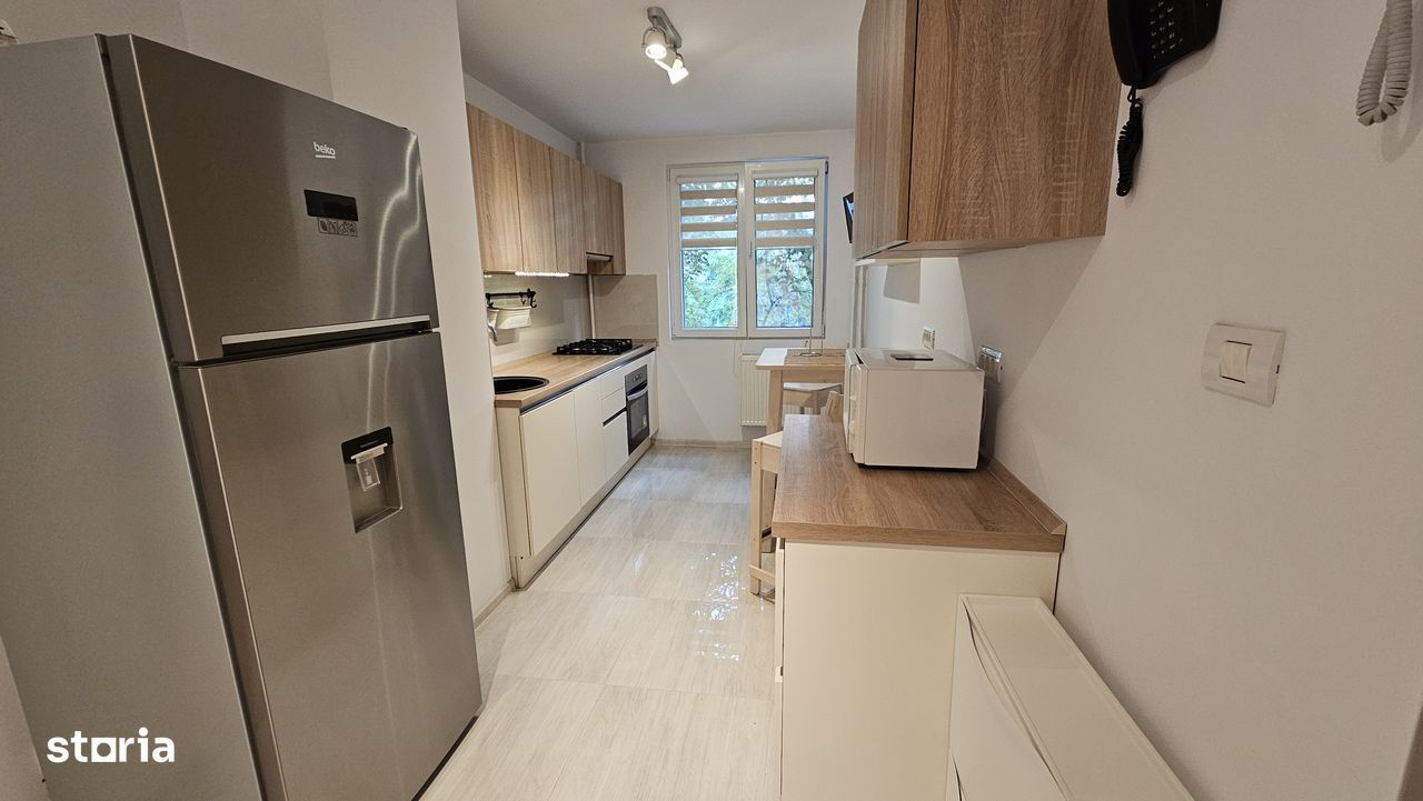 De inchiriat un apartament cu 4 camere, Lujerului, parcare inclusa - Poză 5