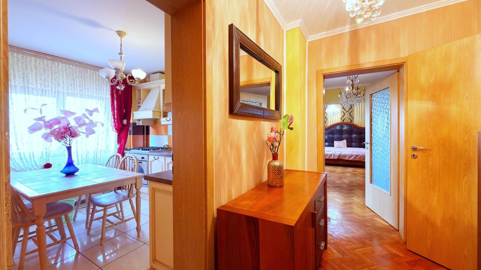 Apartament elegant cu saună proprie - Calea Mosilor 5/8 bloc 1980 - Poză 14