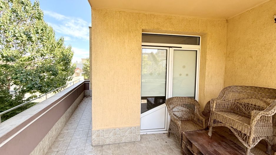 Casă practică, cu curte și parcare, în zona centrală - Parcul Carol - Poză 22