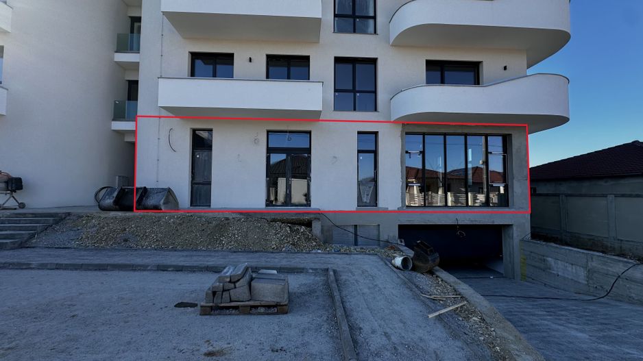 Spatiu comercial la intrare in Santandrei - Poză 2